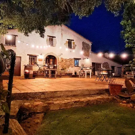 Country house Masia Can Felip